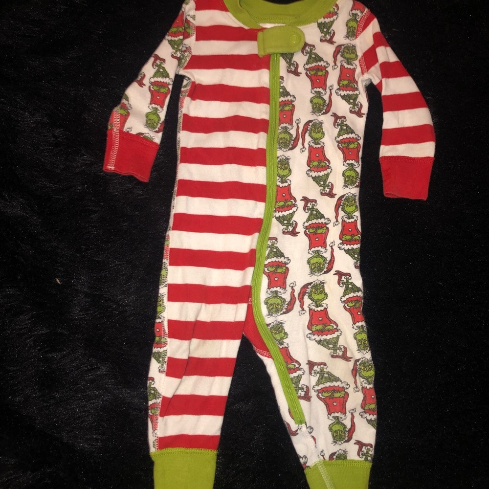 Hanna Andersson Grinch pajamas